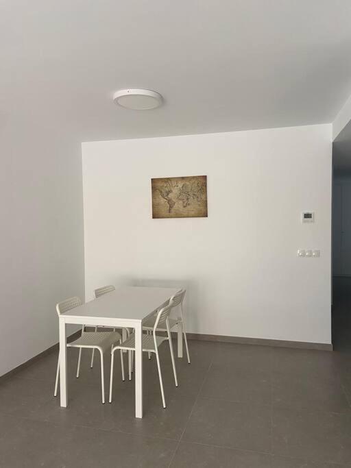 Apartamentos Corteingles Castellon By Tucasanlaplaya カステリョン・デ・ラ・プラナ エクステリア 写真